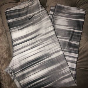 Nike leggings